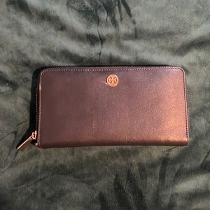 Used Navy Tori Burch Wallet